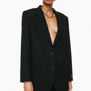 NWOT - ARITZIA BABATON New AGENCY BLAZER 🖤✨